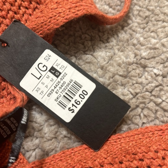 Brand new summer dress- never worn - Picture 2 of 3